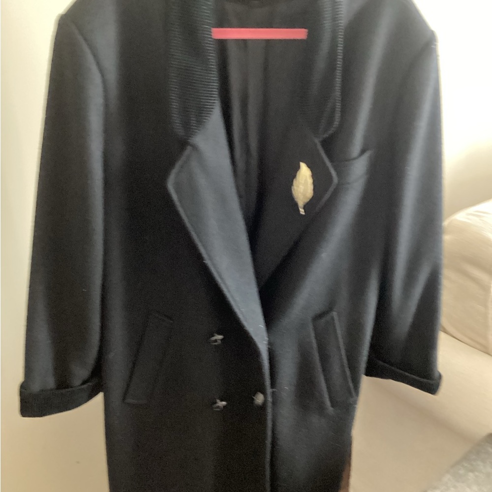 Elegant Black Double-Breasted Women's Coat